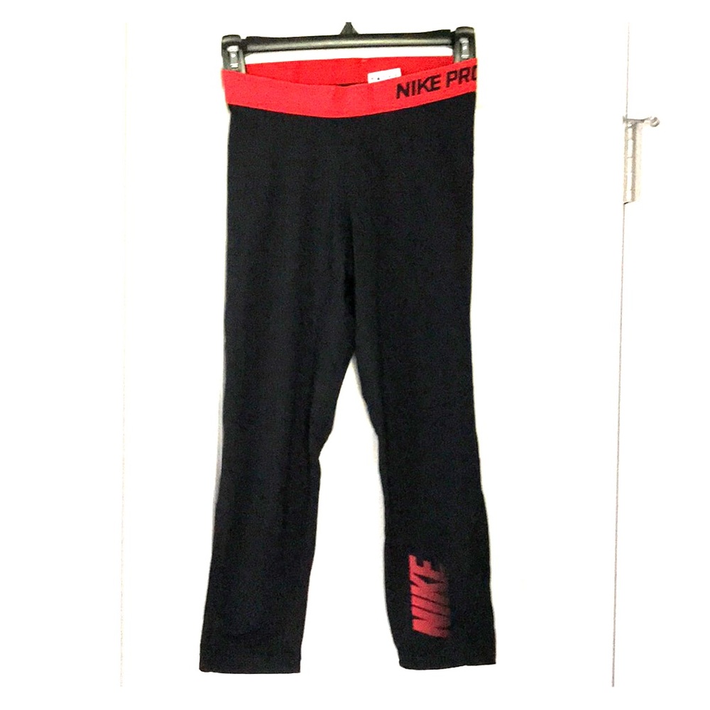 Nike Pro Spandex Athletic Capri - Black/Red